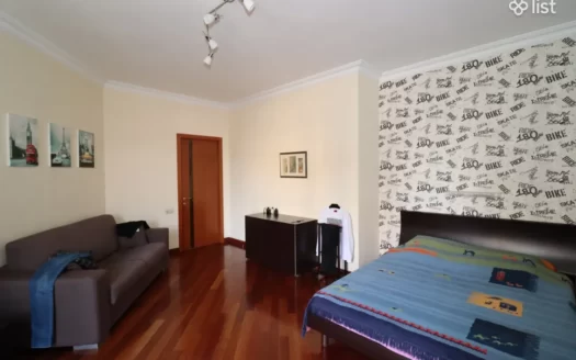 4 room apartment in a new building, Northern Avenue, 200 sq.m., 2 bathrooms, high ceilings
