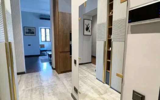 3 room apartment on Moskovyan street, 80 sq.m., 2 bathrooms, high ceilings, major renovation