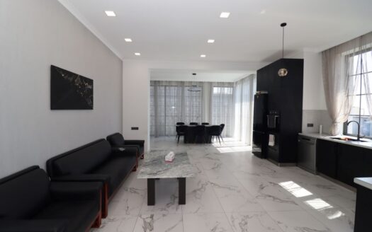 Single story house, Lusine Zaqaryan Street in Nork-Marash, 155 sq.m., 2 bathrooms, major renovation