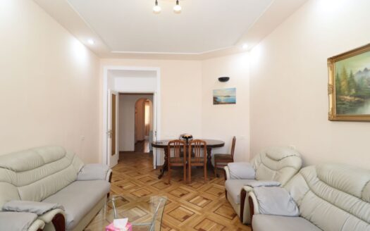 3 room apartment on Grigor Lusavorich street, 105 sq.m., high ceilings