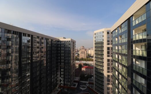 2 room apartment in a new building, Komitas Avenue, 72 sq.m., 16/18 floor, high ceilings