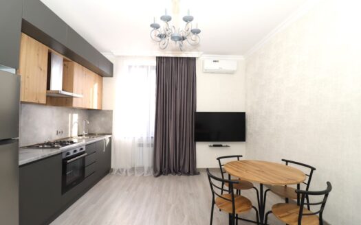 2 room apartment, Komitas Avenue, 36 sq.m.,high ceilings, major renovation