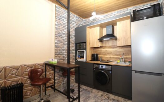 1 room apartment on Yeznik Koghbatsi street, 45 sq.m., major renovation