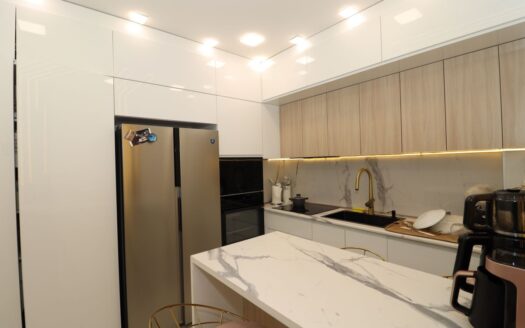 1 room apartment, Arshakuniats Avenue, 37 sq.m., 1/5 floor, high ceilings, major renovation