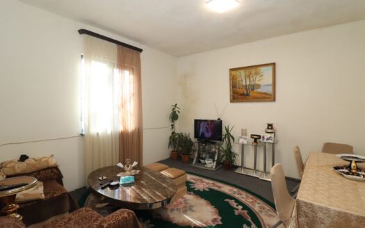 Four story house, Armenak Armenakyan Street in Nork-Marash, 300 sq.m․