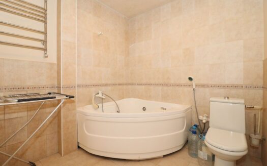 4 room apartment, Khanjyan Street, 150 sq.m., high ceiling