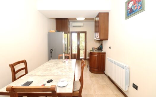 3 room apartment, Mashtots Avenue, 85 sq.m., major renovation
