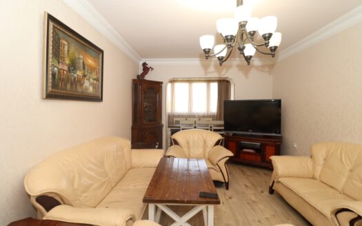 4 room apartment, Davtashen 1st district, 93 sq.m., multiple balconies, major renovation