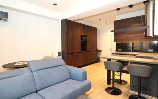 2 room apartment in a new building, Եզնիկ Կողբացու փողոց, 57 sq.m., 8/18 floor, high ceilings