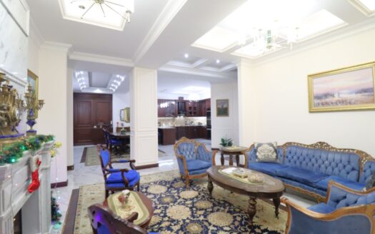 Spacious 3 room apartment in a new building on Leo street, 183 sq.m., 2 bathrooms, high ceilings