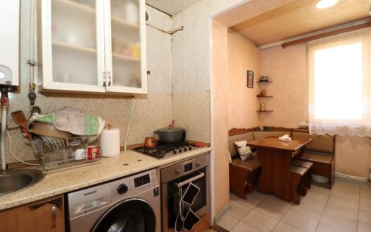 2 room apartment on Gogol street, 54 sq.m., cosmetic renovation