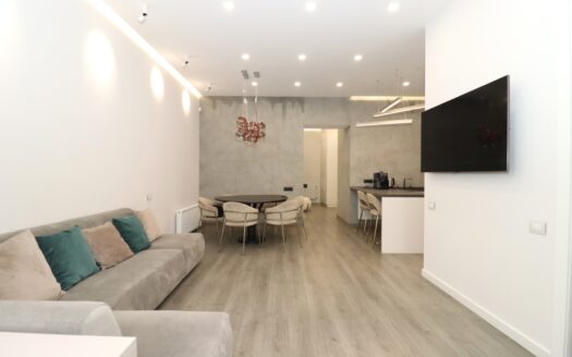2 room apartment, Isahakian street, 78 sq.m., high ceilings, multiple balconies