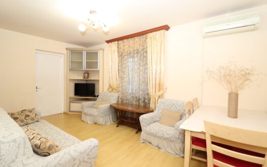 2 room apartment, Komitas Avenue, cosmetic renovation, stone building