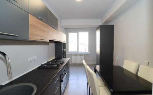 3 room apartment, Zoravar Andranik Street, 72 sq.m., major renovation