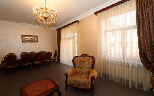 Two story house, G-1 microdistrict in Ajapnyak, major renovation