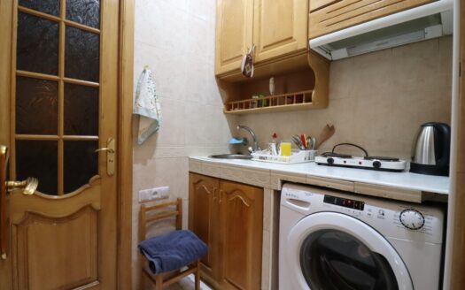 1 room apartment on Tolbukhin street, 30 sq.m., high ceilings