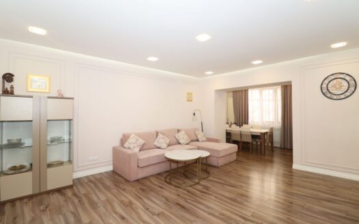 3 room apartment, Tigran Mets Avenue, high ceilings, major renovation