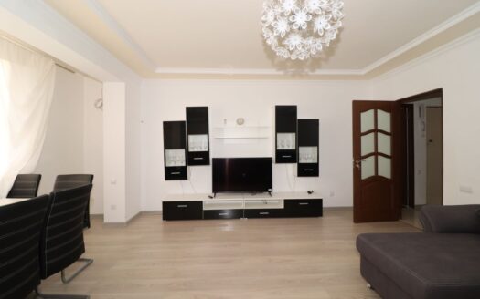 3 room apartment, Yervand Kochar Street, 70 sq.m., major renovation