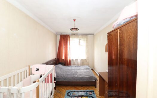 2 room apartment, Hrachya Kochar Street, stone building