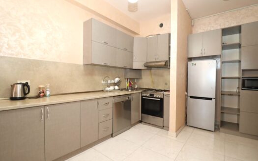 3 room apartment in a new building on Nalbandyan street, 75 sq.m., 5/10 floor, high ceilings