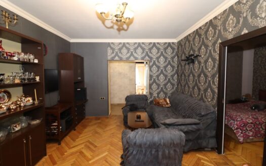 3 room apartment, Vahram Papazyan Street, 80 sq.m., cosmetic renovation