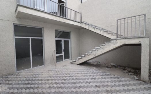 Three story townhouse, G-1 microdistrict