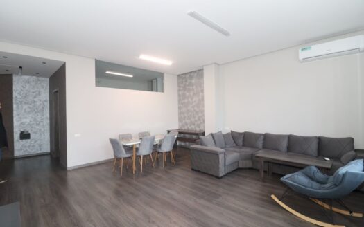 4 room apartment in a new building, Azatutyan Avenue, 129 sq.m., high ceilings