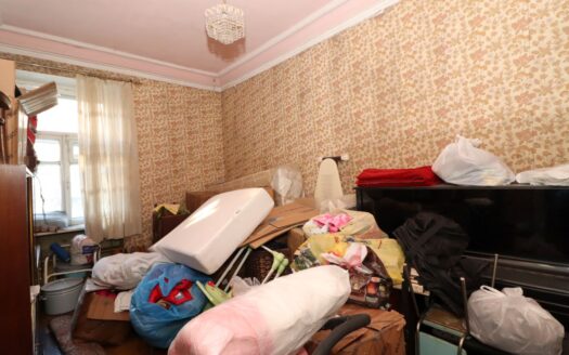 2 room apartment, Paronyan Street, high ceilings, stone building