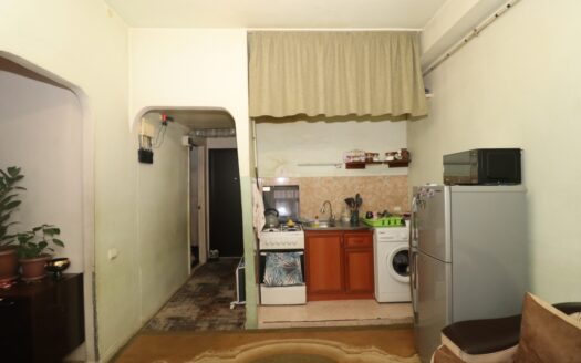 2 room apartment, Moldovakan Street, stone building