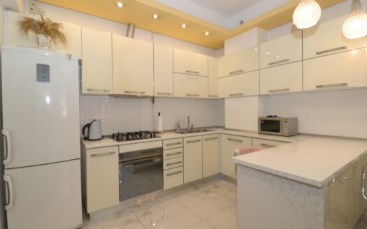 2 room apartment in a new building, Mesrop Mashtots Avenue, 53 sq.m., high ceilings