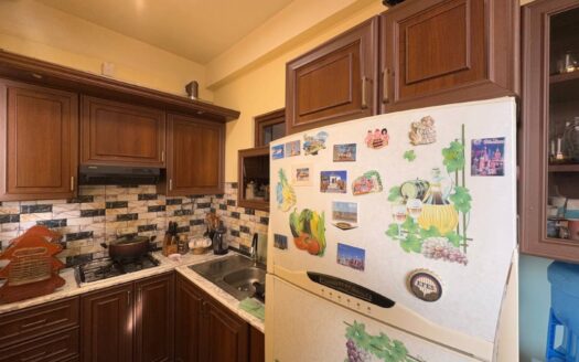 4 room apartment, Aram Khachatryan Street, 77 sq.m., major renovation