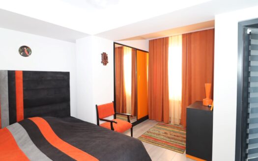 2 room apartment, Victor Hambardzumyan Street, 52 sq.m., major renovation