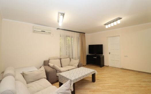 3 room apartment, Mashtots Avenue, major renovation, stone building