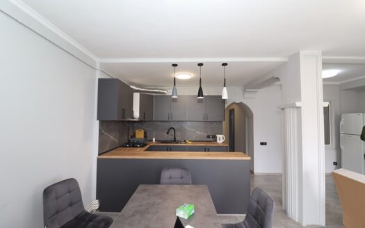 3 room apartment on Aram Khachatryan street, 65 sq.m.