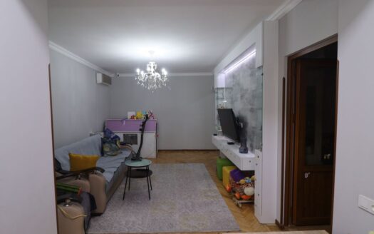 2 room apartment, Shahumyan 1st Street, 60 sq.m., major renovation, stone building
