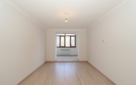 3 room apartment, Lvovyan Street, 78 sq.m., major renovation, stone building