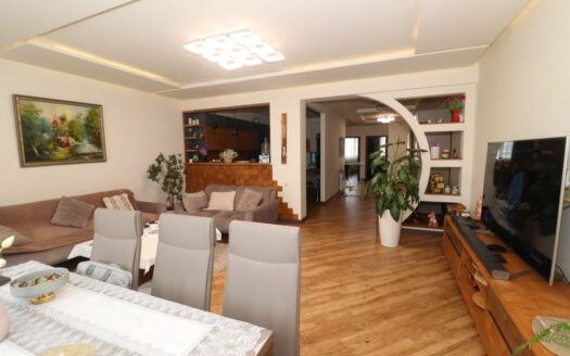 4 room apartment, Leningradyan Street, 136 sq.m.