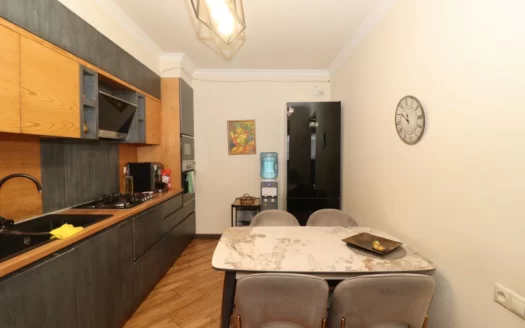 4 room apartment, Leningradyan Street, 136 sq.m.