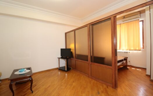 1 room apartment on Zakian street, 40 sq.m., cosmetic renovation