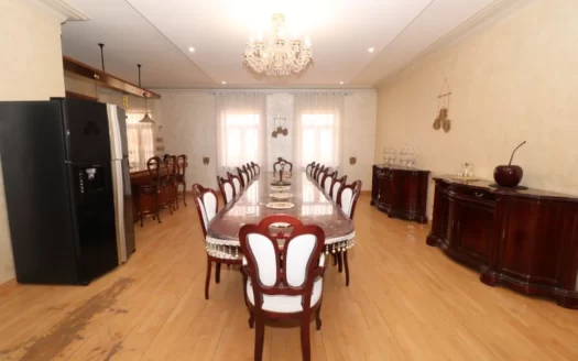 Three story stone house, Metsarents Street, 630 sq.m., cosmetic renovation