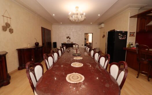 Three story stone house, Metsarents Street, 630 sq.m., cosmetic renovation