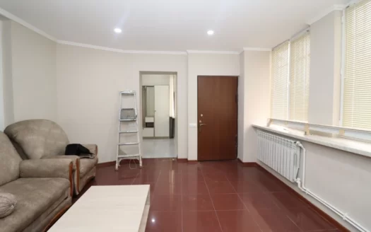 4 room apartment, Norashen district, 120 sq.m., high ceilings, major renovation