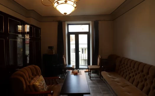 1 room apartment, Baghramyan Avenue, 36 sq.m., high ceilings, stone building