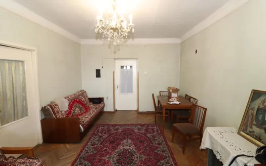 3 room apartment, Komitas Avenue, 83 sq.m., 2/5 floor, stone building