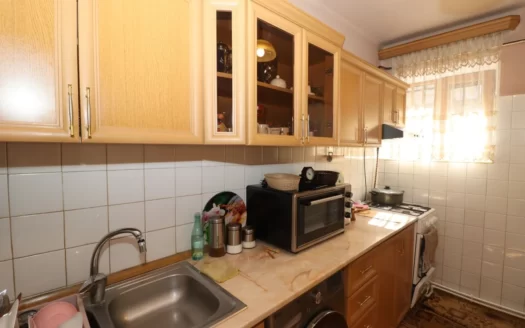 2 room apartment, Gyulbenkyan Street, 60 sq.m., cosmetic renovation, stone building