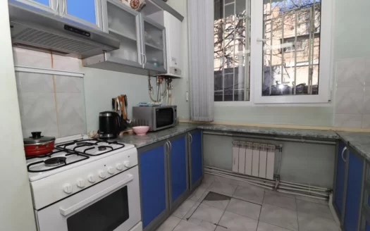 3 room apartment, Gusan Sheram Street, 68 sq.m., cosmetic renovation