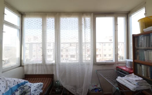 3 room apartment, Raynis Street, 64 sq.m.