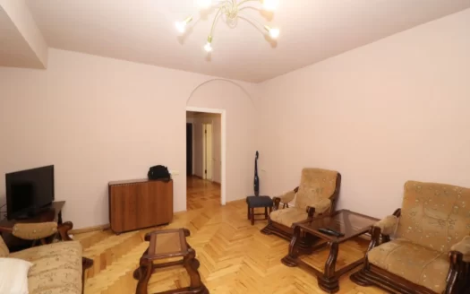4 room apartment, Amiryan Street, 120 sq.m., 12/14 floor, multiple balconies