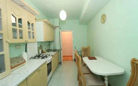 4 room apartment, Amiryan Street, 120 sq.m., 12/14 floor, multiple balconies