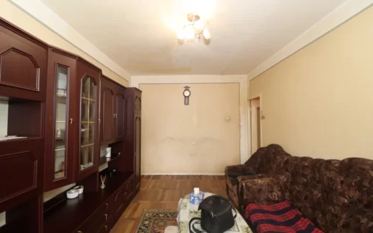 1 room apartment, Nansen Street, 37 sq.m., stone building